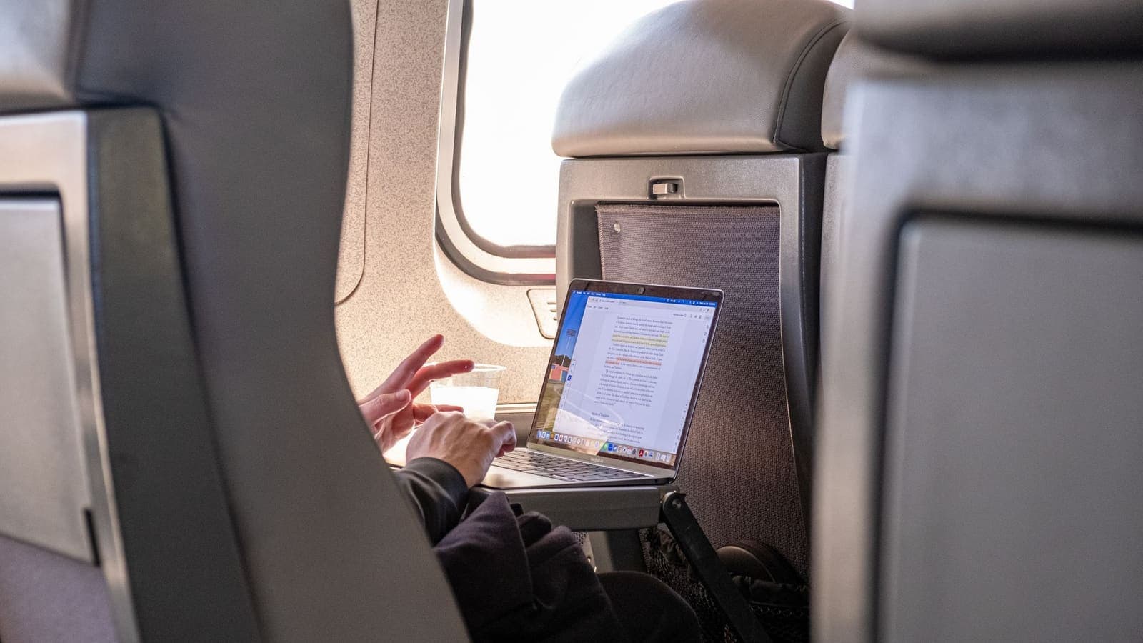 飞机 Wi-Fi 上使用 VPN:能用吗