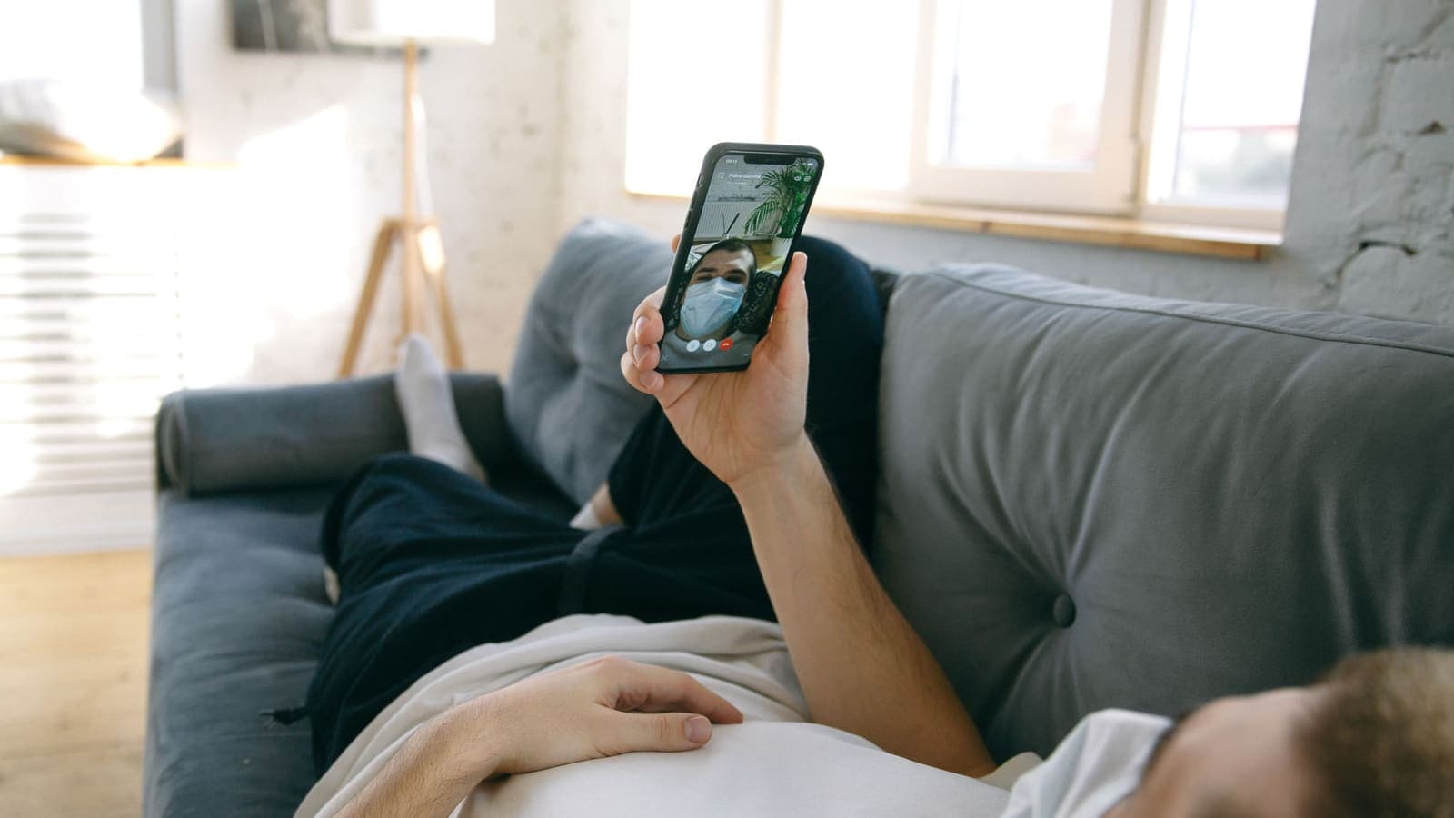 LINE and Messenger Calls Home on Hotel Wi-Fi: Is It Safe?